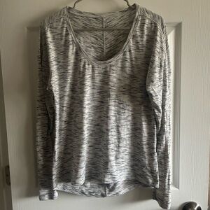 Lululemon Meant To Move Long Sleeve, Size M/L *FLAWED*